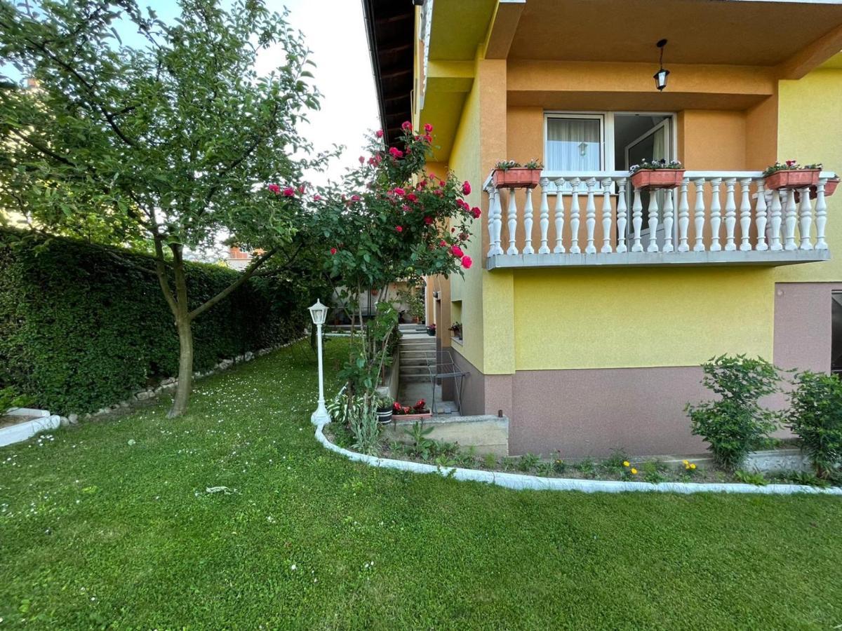 Sunny Garden Apartment Szarajevó Kültér fotó