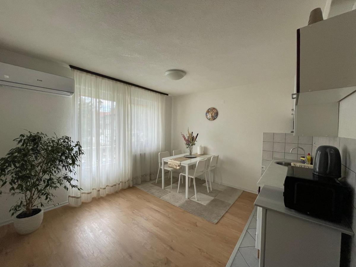 Sunny Garden Apartment Szarajevó Kültér fotó